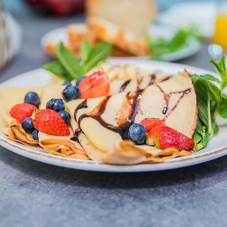 Apartment Easy Rent - Rest, Basen & Spa, Centrum Free Parking 24h Check-in Lublin